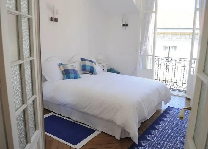 Carre D'or Apartman Nizza